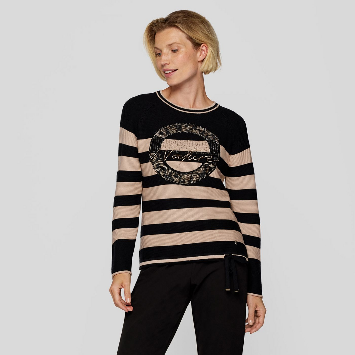 female model wearing rabe roundneck pullover