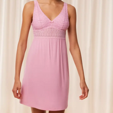 Load image into Gallery viewer, Triumph Aura Spotlight Nightdress | Sunrose Pink
