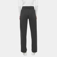 Load image into Gallery viewer, female model wearing rafaello rossi candice trousers in black colour
