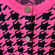 Load image into Gallery viewer, Castle Of Ireland Two Tone Buttoned Jacket | Pink / Crayola
