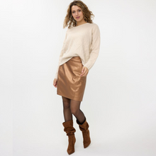 Load image into Gallery viewer, female model with arms down by side wearing esqualo melange sweater
