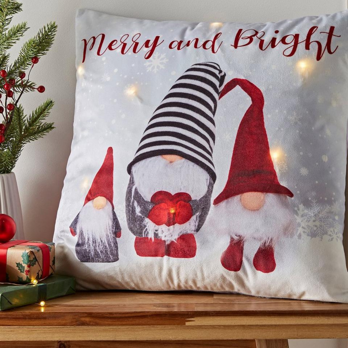 CL Merry & Bright Cushion 45x45