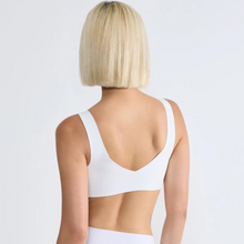 Load image into Gallery viewer, Sloggi Zero Feel 2.0 Bralette | White
