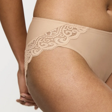 Load image into Gallery viewer, Triumph Amourette Tai Brief | Natural
