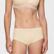 Load image into Gallery viewer, Triumph Pretty Micro Maxi | Cream
