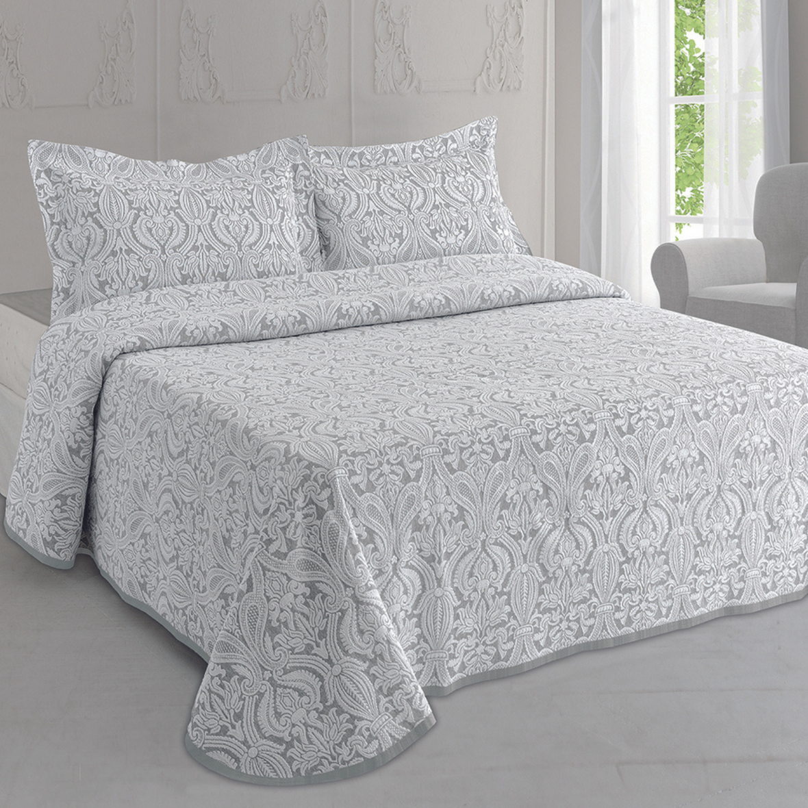 Moda De Casa Bella Bedspread